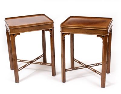 Lot 661 - TWO GEORGIAN STYLE MAHOGANY SIDE TABLES