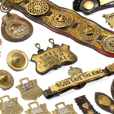 Lot 172 - A COLLECTION OF 19TH AND 20TH CENTURY HORSE BRASSES