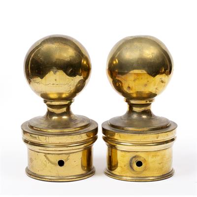 Lot 185 - A PAIR OF LATE 19TH CENTURY/EARLY 20TH CENTURY BRASS HITCHING OR NEWEL POST BALL FINIALS