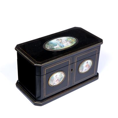 Lot 284 - A 19TH CENTURY FRENCH EBONISED AND BRASS STRUNG RECTANGULAR BOX