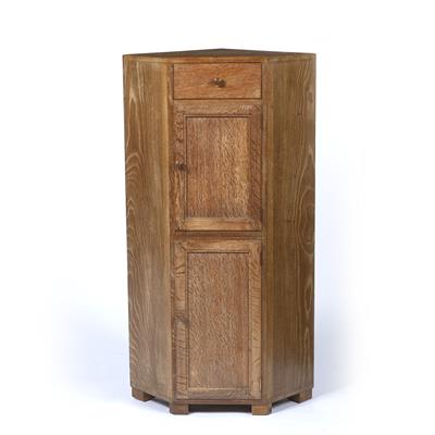 Lot 20 - Heals corner cupboard