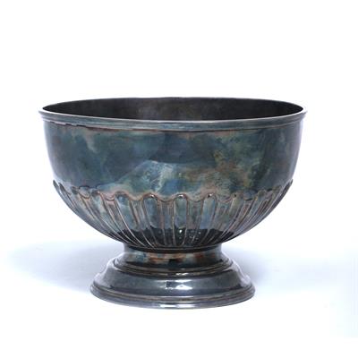 Lot 378 - Silver rose bowl