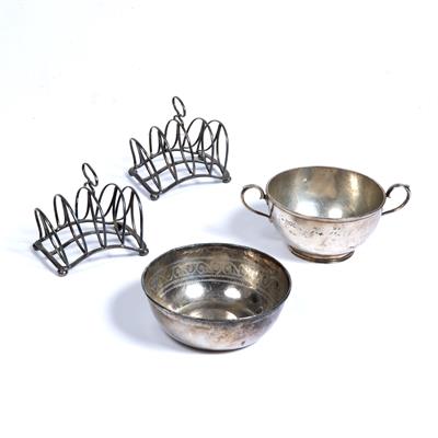 Lot 392 - Pair of silver toast racks