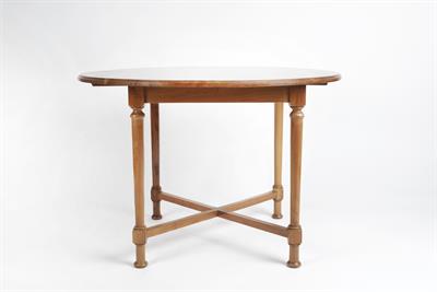 Lot 13 - Attributed to William Birch of High Wycombe