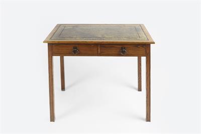 Lot 24 - Heals