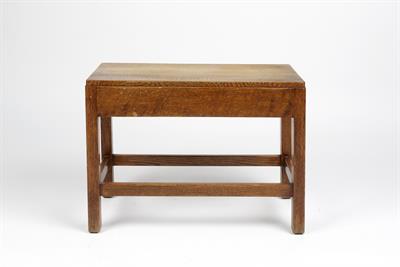 Lot 64 - Heals style