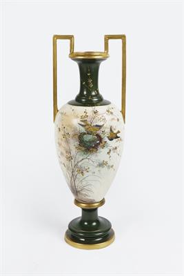 Lot 195 - Large Aesthetic movement vase