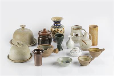 Lot 217 - Collection of studio pottery and ceramics to include
