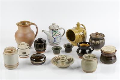 Lot 220 - Collection of studio pottery to include