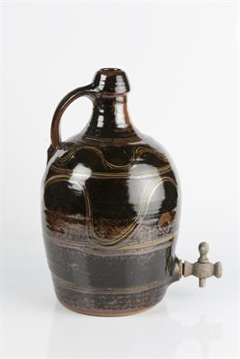 Lot 224 - Attributed to Ray Finch (1914-2012) for Winchcombe Pottery