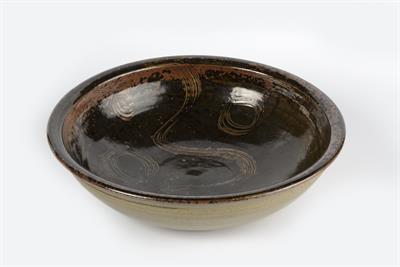 Lot 226 - Ray Finch (1914-2012) for Winchcombe Pottery