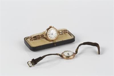 Lot 337 - Two wristwatches