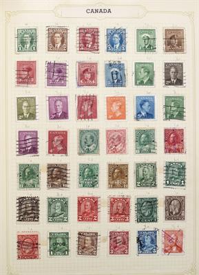 Lot 582 - A STANLEY GIBBONS SIMPLEX ALBUM of World stamps