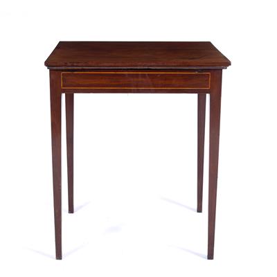 Lot 129 - Mahogany and inlaid table