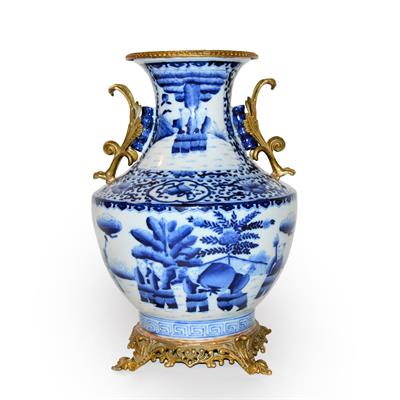 Lot 246 - Large blue and white porcelain vase