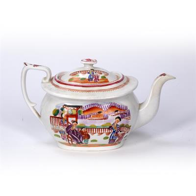 Lot 249 - Newhall porcelain teapot