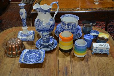 Lot 259 - Collection of ceramics to include