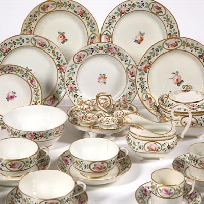 Lot 280A - Derby and Bloor Derby porcelain part service