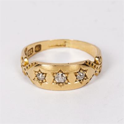 Lot 310 - Victorian 18ct yellow gold ring