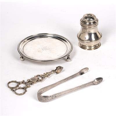 Lot 312 - Silver card tray