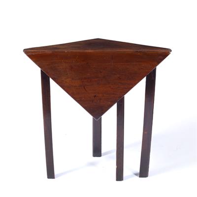 Lot 371 - Mahogany corner table