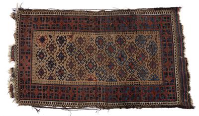 Lot 376 - Beluch rug