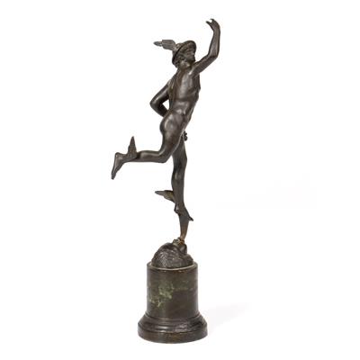 Lot 56 - A SMALL ANTIQUE BRONZE SCULPTURE OF MERCURY