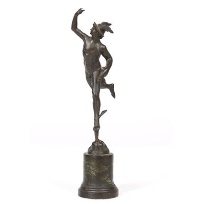 Lot 56 - A SMALL ANTIQUE BRONZE SCULPTURE OF MERCURY
