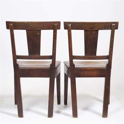 Lot 61 - A PAIR OF 19TH CENTURY OAK BAR BACK COUNTRY CHAIRS