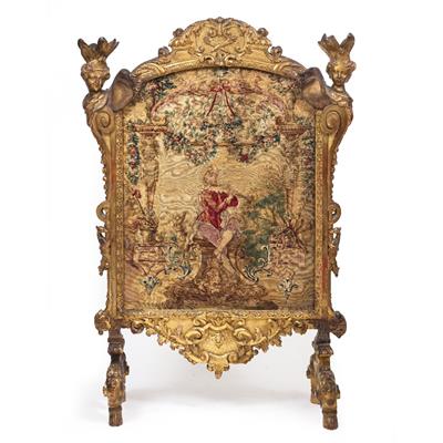 Lot 79 - A DECORATIVE GILT FIRE SCREEN