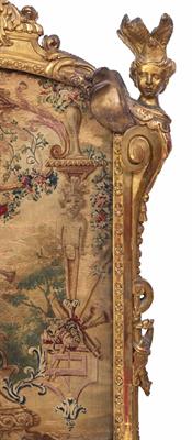 Lot 79 - A DECORATIVE GILT FIRE SCREEN