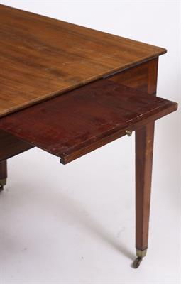 Lot 84 - A GEORGE III MAHOGANY LIBRARY TABLE