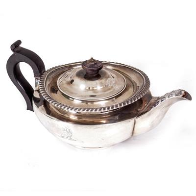 Lot 101 - A GEORGE IV SILVER OGEE TEAPOT