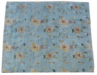 Lot 183 - A MODERN RUG