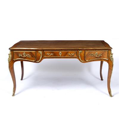 Lot 199 - AN 18TH CENTURY STYLE FRENCH GILT BRANCH MOUNTED ROSEWOOD 'BUREAU PLAT'