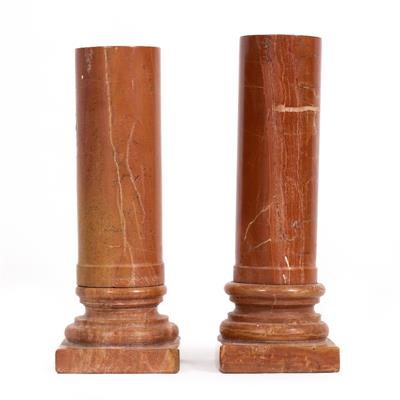 Lot 266 - TWO SIMILAR GRAND TOUR STYLE SMALL TURNED MARBLE PLINTHS