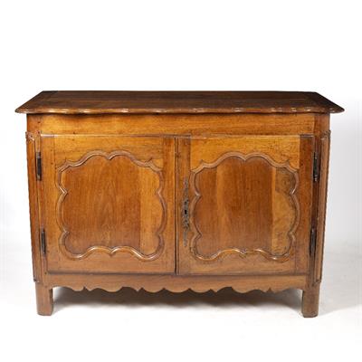 Lot 274 - AN 18TH CENTURY FRENCH WALNUT SIDE CABINET