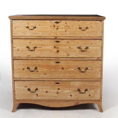 Lot 275 - AN EARLY 19TH CENTURY PINE CHEST OF FOUR LONG DRAWERS