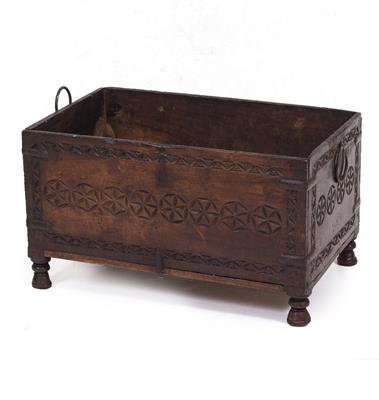 Lot 355 - AN ANTIQUE CARVED HARDWOOD OPEN TOP BOX OR LOG BIN