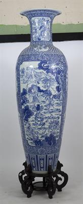 Lot 424 - A PAIR OF VERY LARGE CHINESE BLUE AND WHITE FLOOR VASES