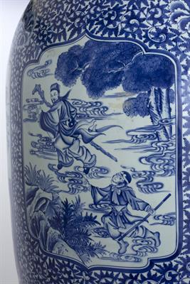 Lot 424 - A PAIR OF VERY LARGE CHINESE BLUE AND WHITE FLOOR VASES