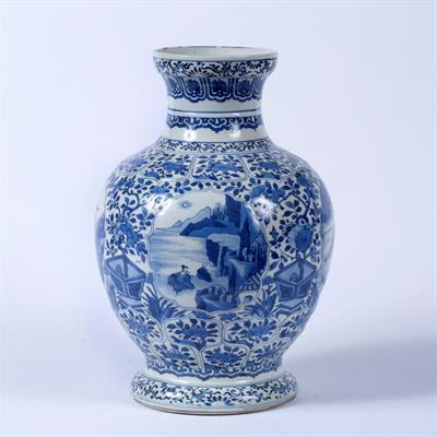 Lot 4 - Blue and white baluster vase