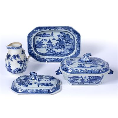 Lot 14 - Blue and white tureen and stand