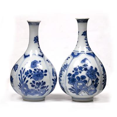 Lot 28 - Two small Chinese bottle vases