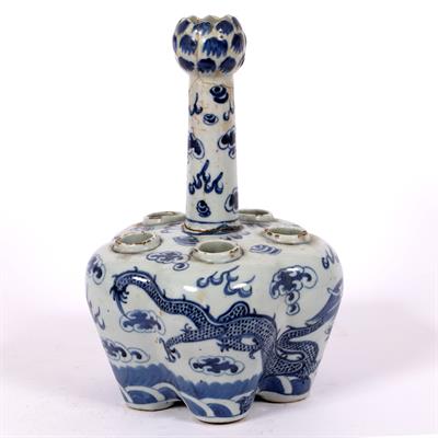 Lot 29 - Blue and white tulip vase