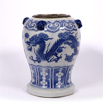Lot 30 - Blue and white vase