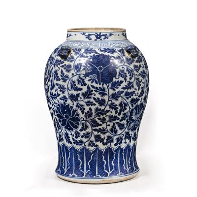 Lot 42 - Blue and white vase