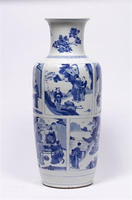 Lot 43 - Blue and white rouleau vase