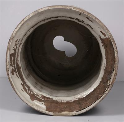 Lot 80 - Porcelain garden seat