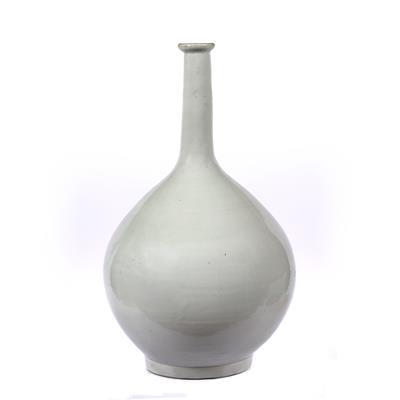 Lot 122 - White porcelain bottle vase